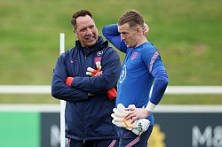 David Seaman and Jordan Pickford at St Georges, England training ground