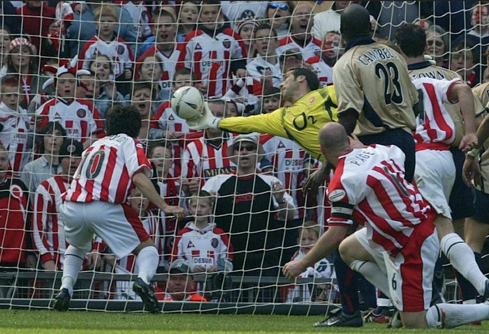 David Seaman “best save in the world” against Paul Pescisolido, Sheffield United